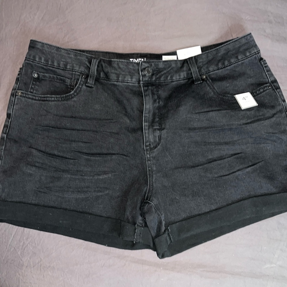 ✨NWT Time and Tru Black Shorts✨